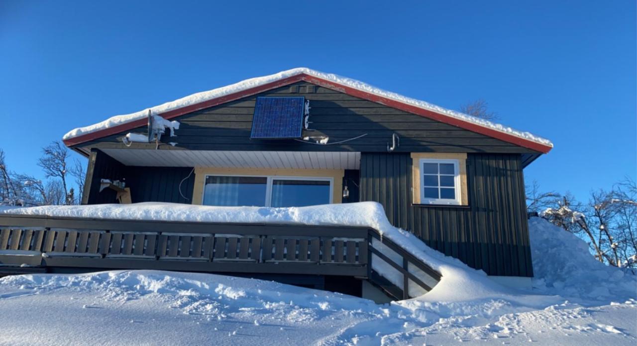 Cabin In The Mountain, Outstanding View & Solar Energy Vollen Kültér fotó